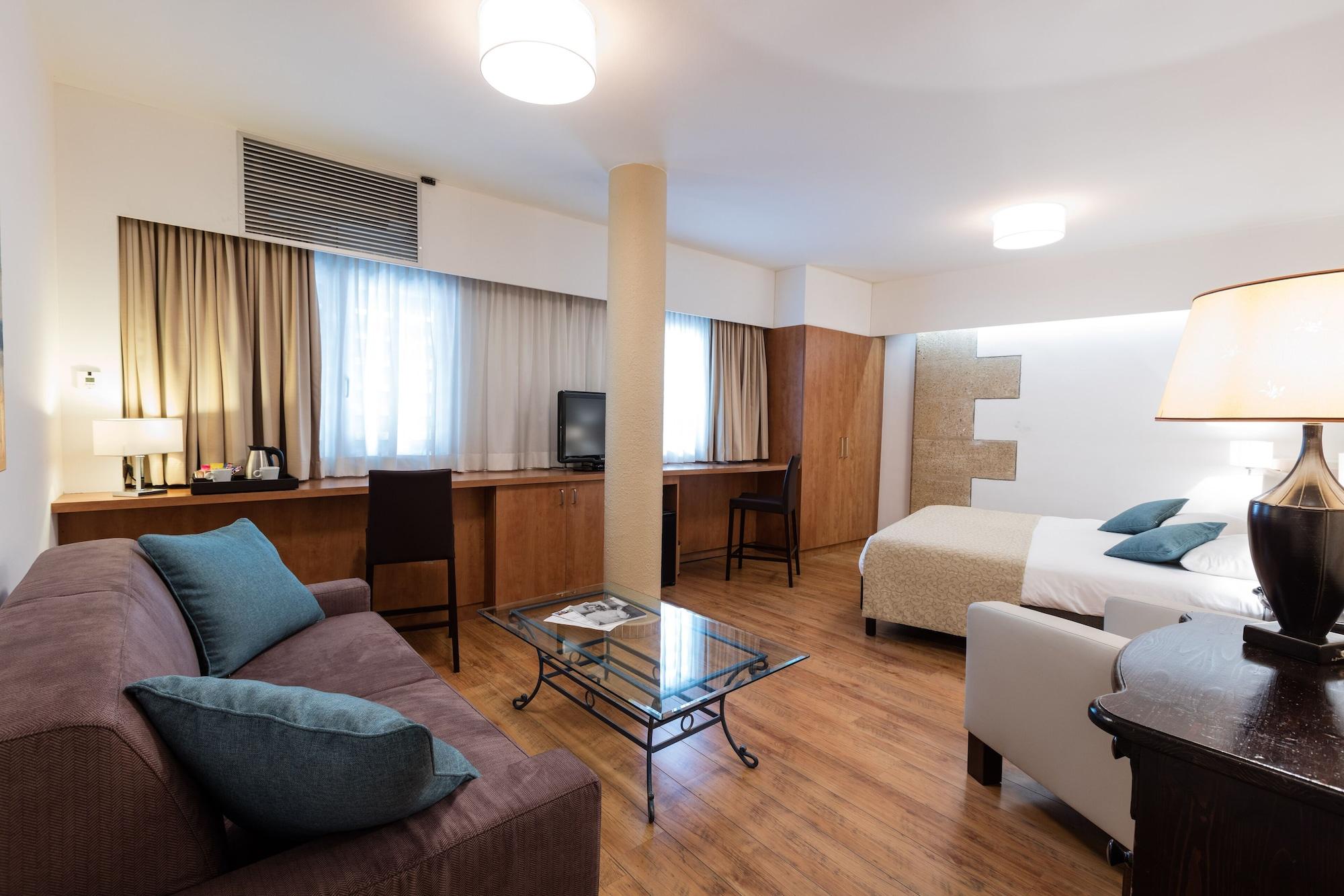 Hotel Rotonde 4*